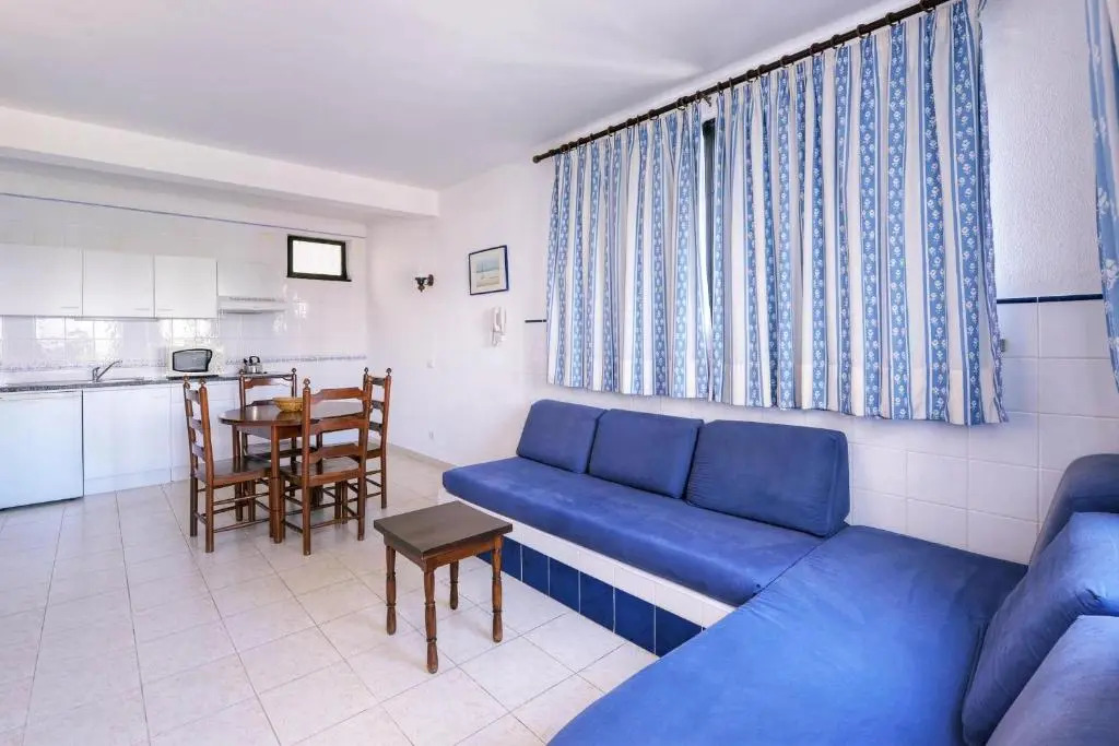 3HB Golden Beach