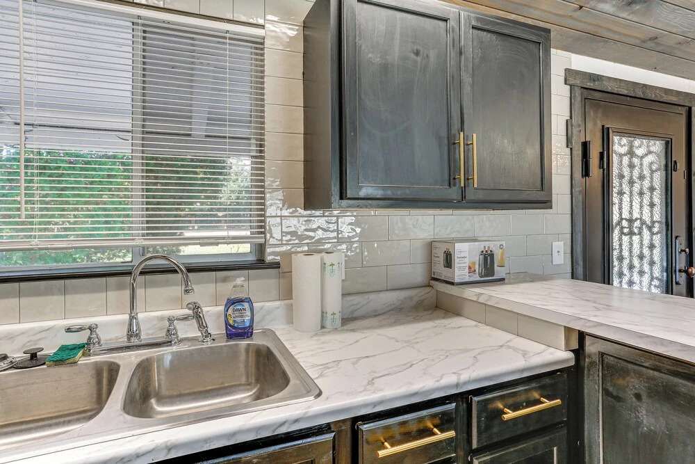1 Mi to Main St Eats! Single-level Red Bluff Home