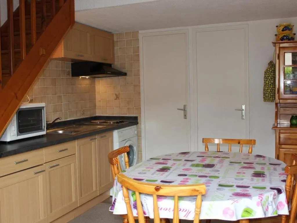 Maison Gruissan, 5 pièces, 8 personnes - FR-1-229-67