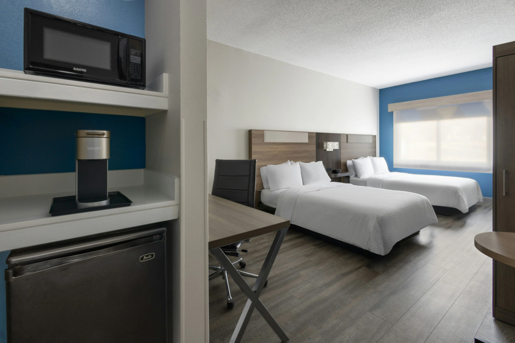 Holiday Inn Express & Suites Leesburg - Historic District by IHG