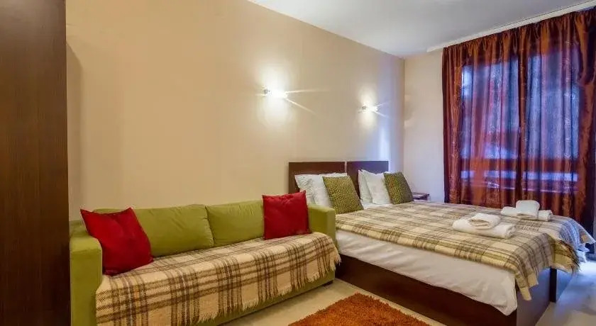★ Stylish & Cozy Studios in Valentina Heights Boutique Hotel ★