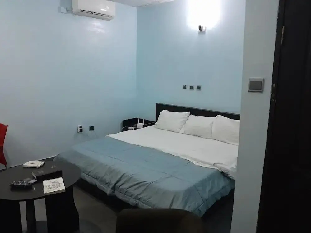 Epitome Hotel