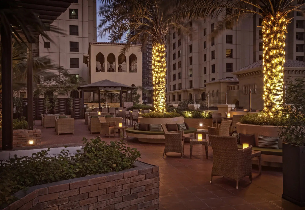 Amwaj Rotana, Jumeirah Beach - Dubai