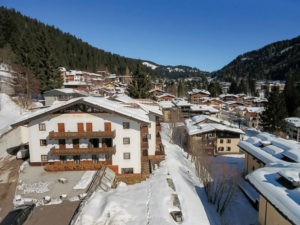 Hotel Perla***