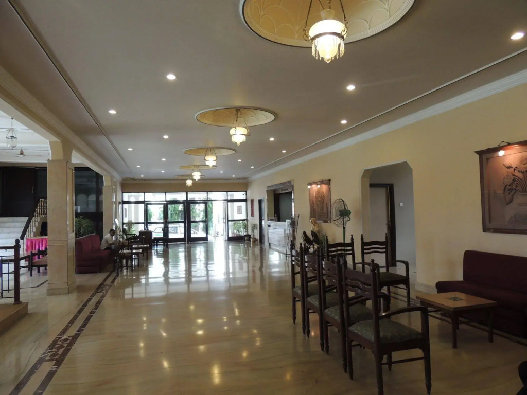 Diamond Hotel