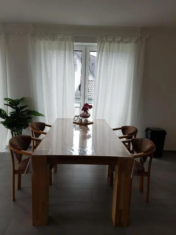 Apartment by Janzen