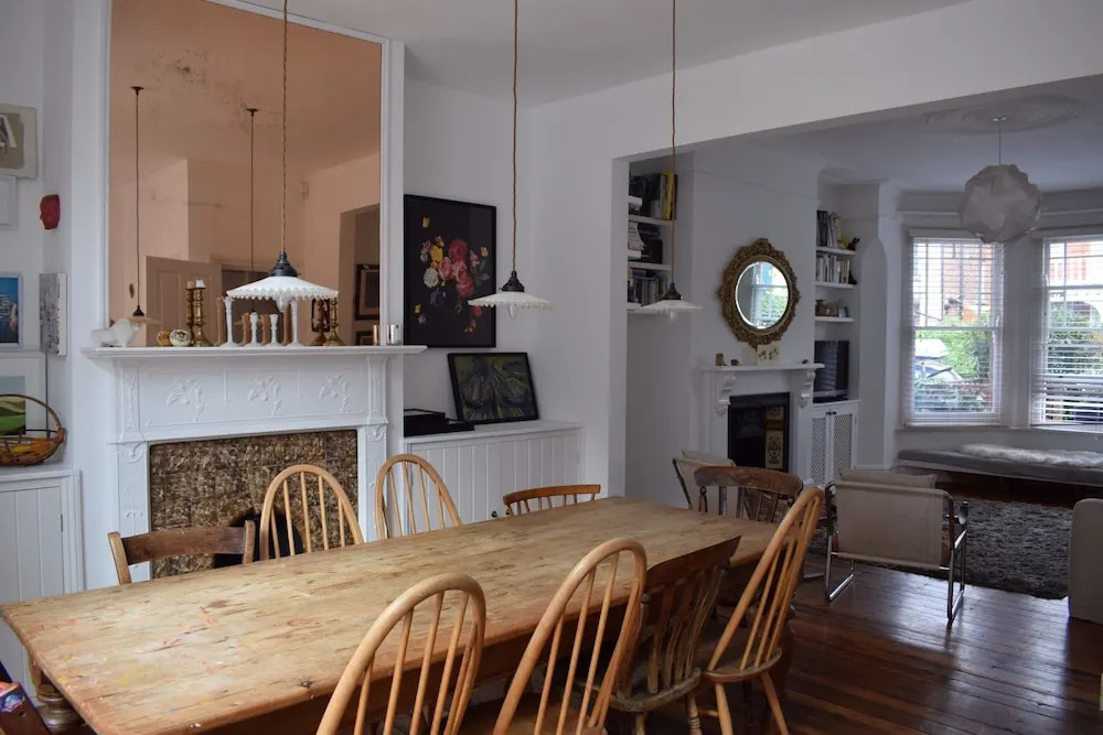 Spacious Family Home in Wembley