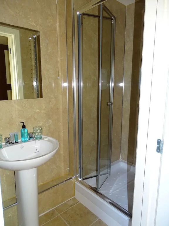 Ellesmere Hotel