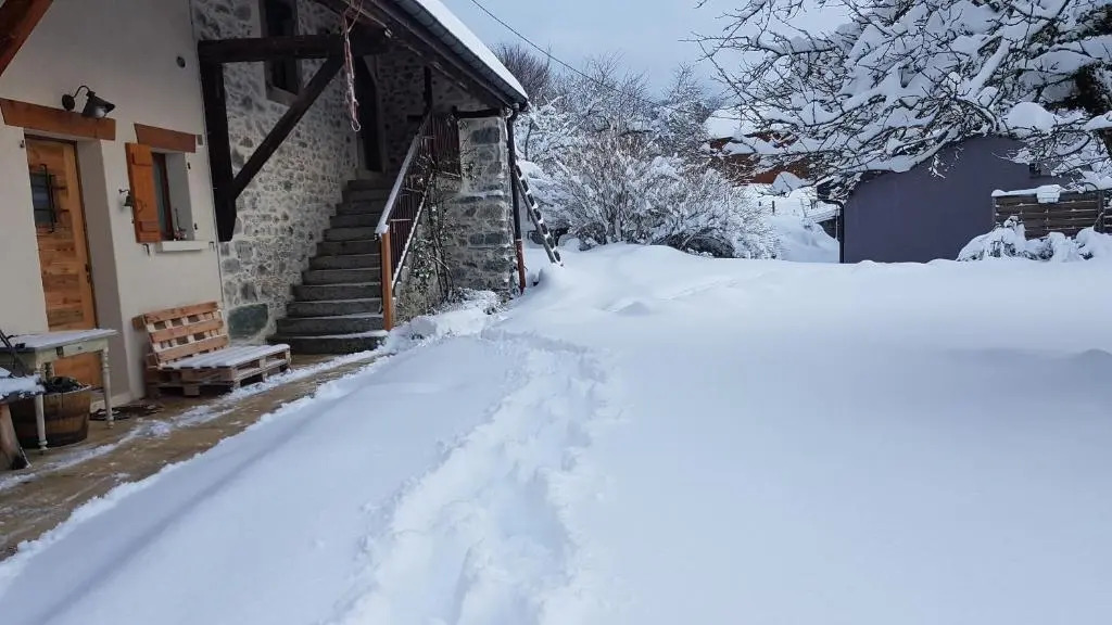 Appartement entre lac et montagnes