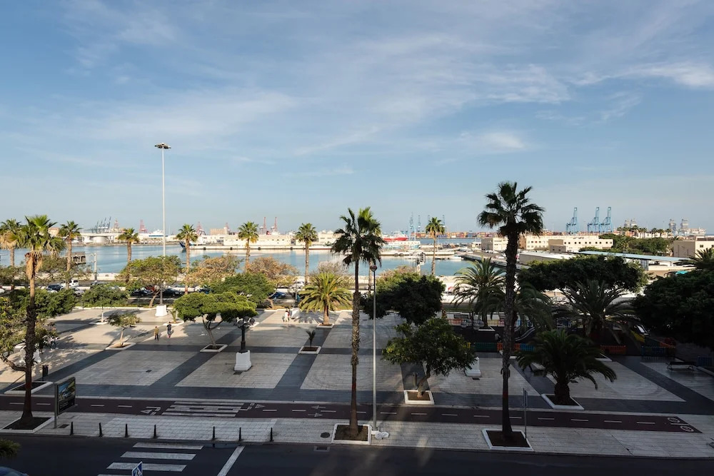 City Center Sea View