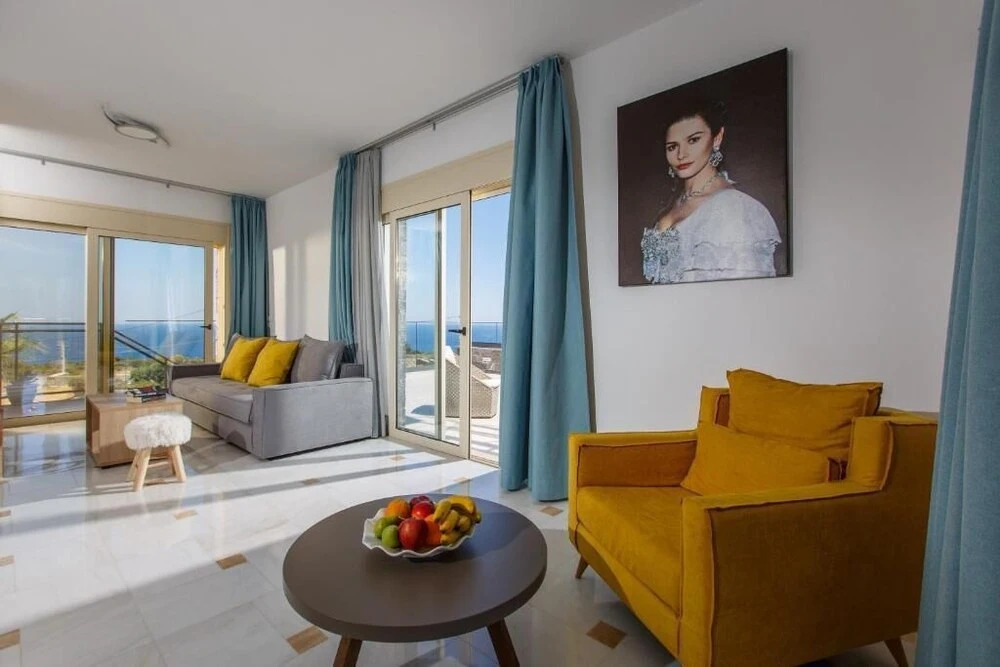 Queens Villas
