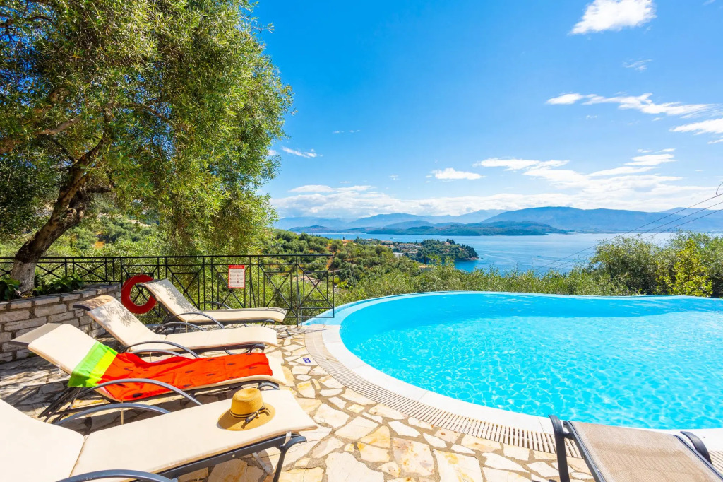 Bougainvillea Large Private Pool Walk to Beach Sea Views A C Wifi Car Not Required Eco-friend - 195