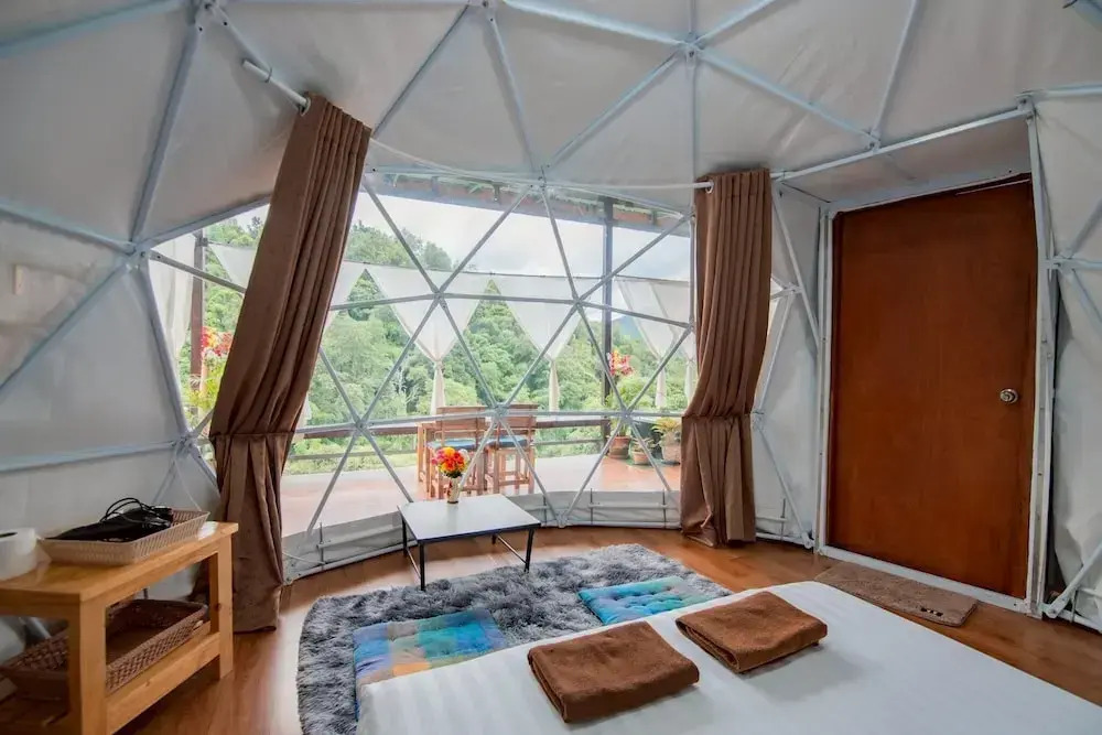 Hubkhaosawan homestay