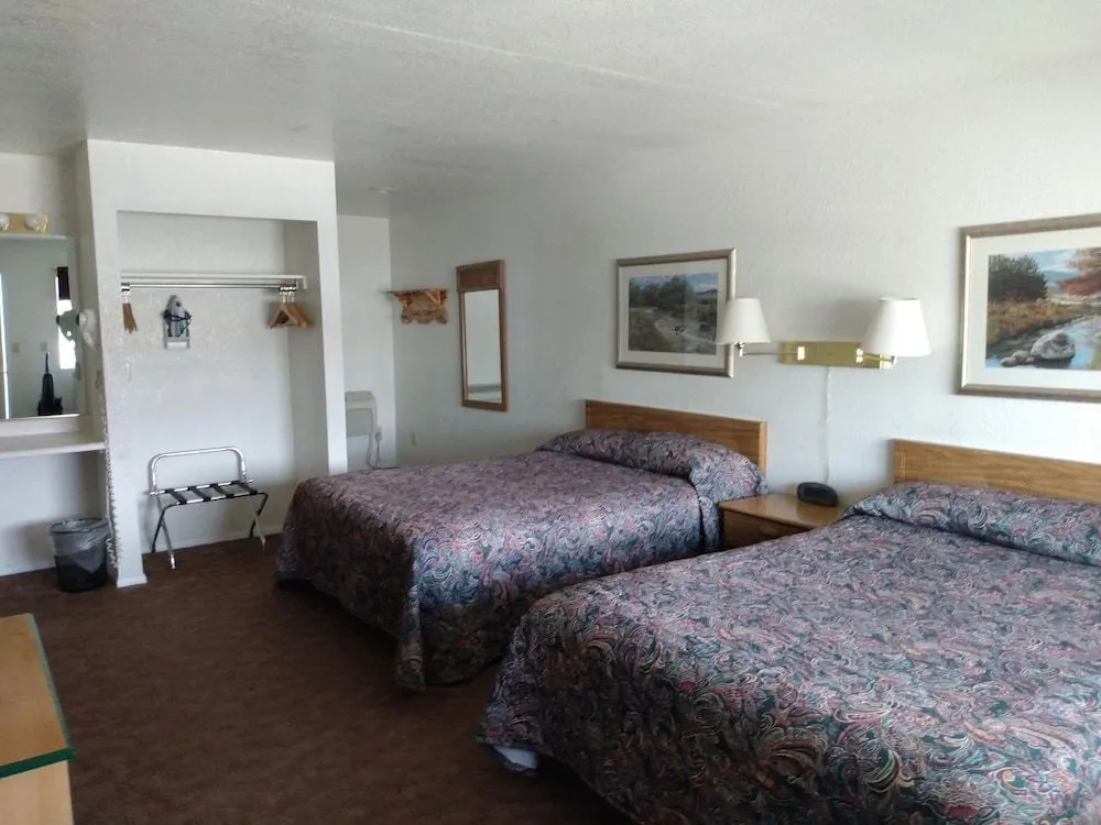 Rim Rock Motel