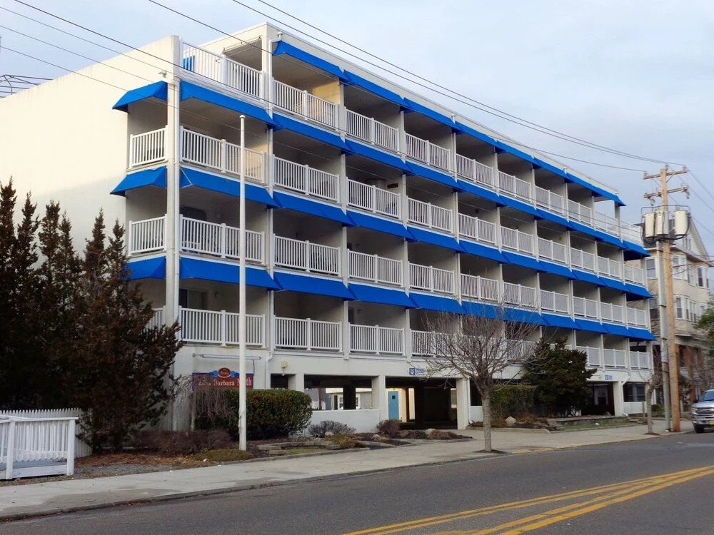 Oc928 Wesley Avenue-310