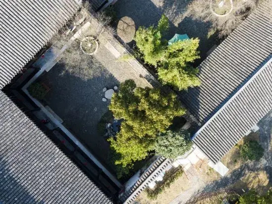 Changshu Jiuzhu Homestay (Shajiabang Scenic Area Branch)
