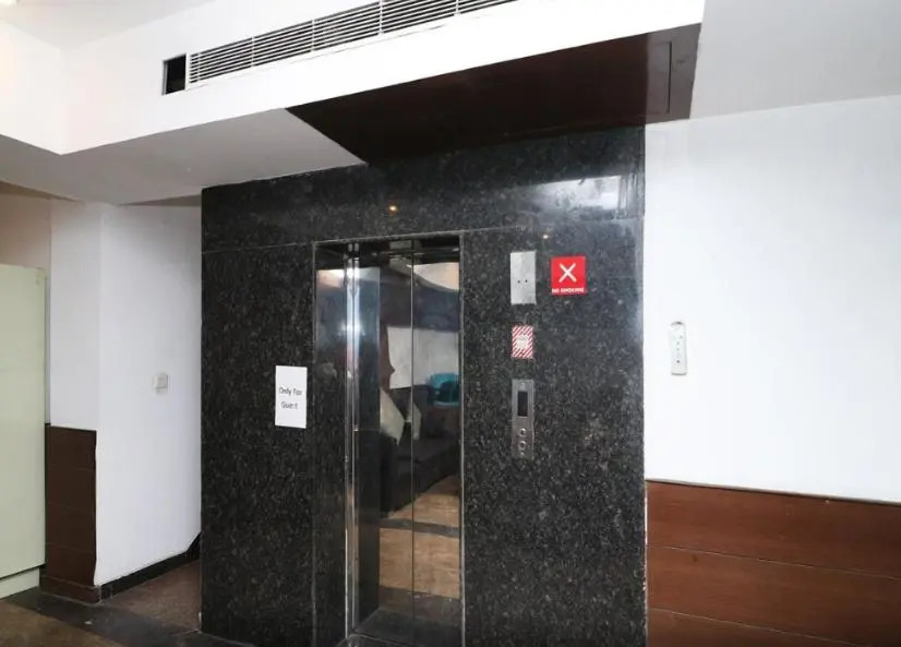 New Hotel Rajwada By WB Inn
