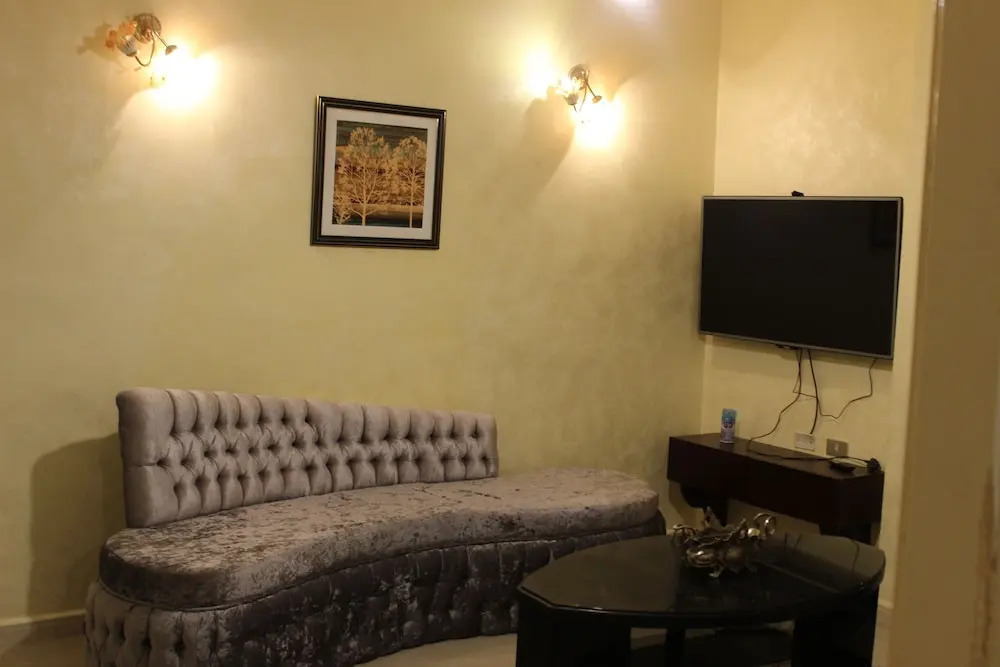 Petra Rest Home