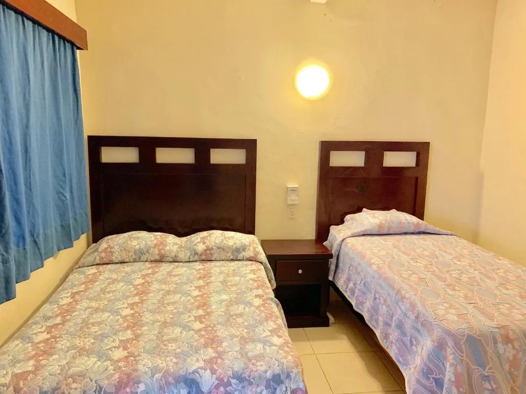 Hotel Cosmos