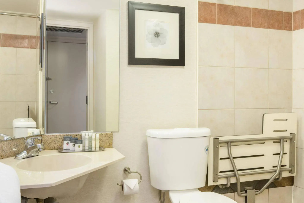 Hampton Inn & Suites Holly Springs