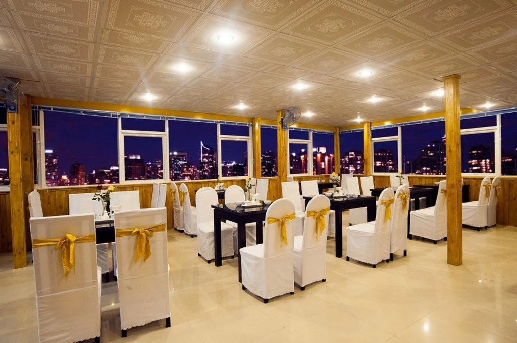 Boss Palace Hotel
