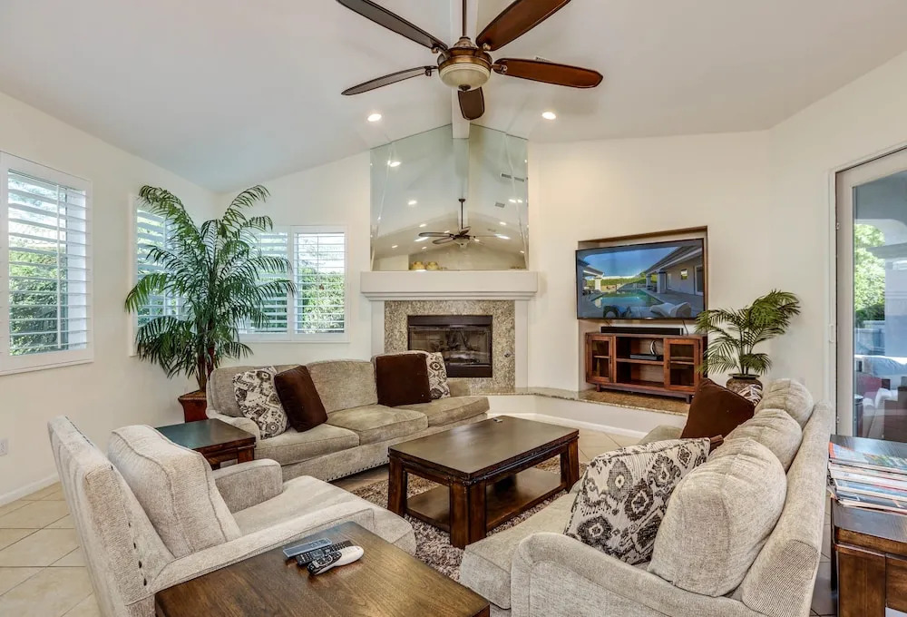 1430 Olga Way House 3 Bedrooms 3.5 Bathrooms Home