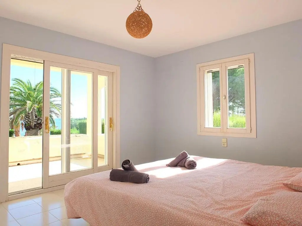 Villa Catalina Stunning 4bedroom villa with air conditioning sea views & private swimming pool ideal for families