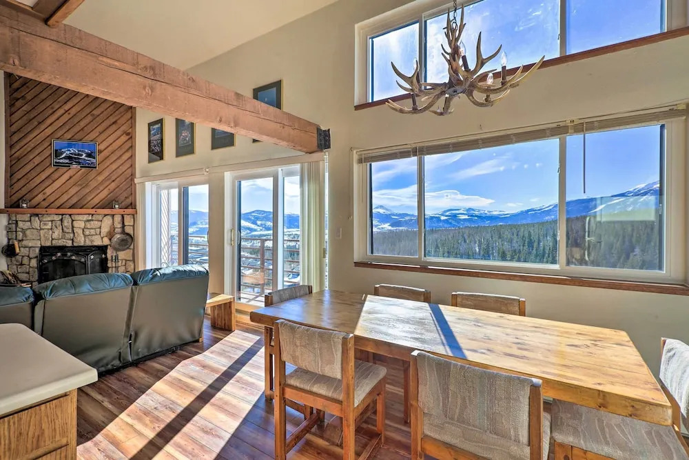 Mtn-view Silverthorne Gem w/ Shared Hot Tub
