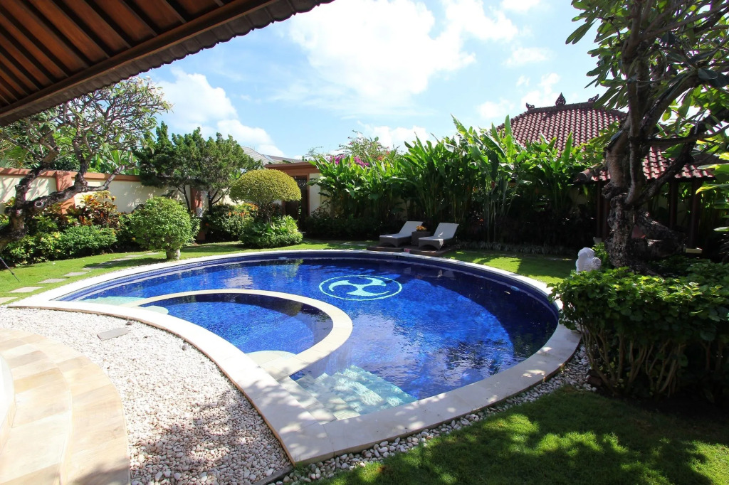 Heliconia Villa