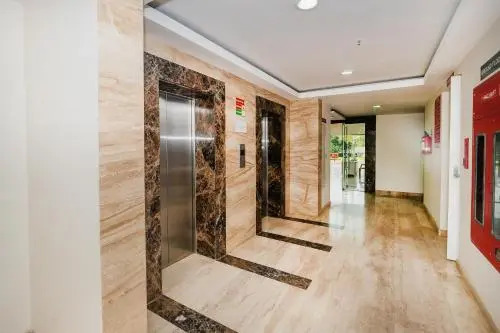OYO 29079 Finesse International Guest House