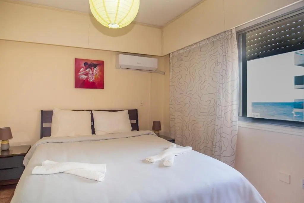 Central, by sea, seaview, renovated 1 bedroom flat