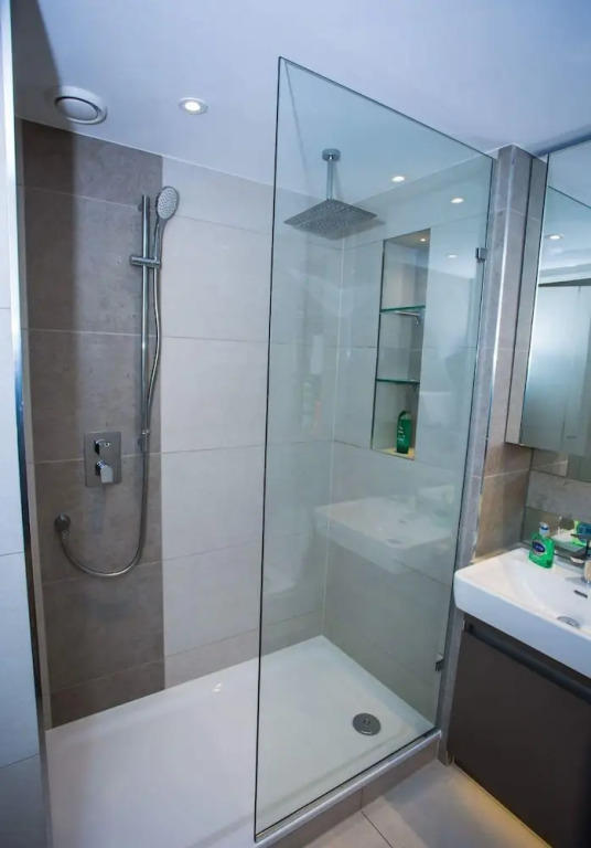 Premium Woolwich 2 Bed Apartment