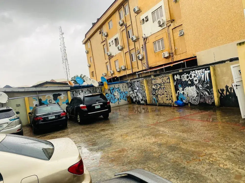 Kilo Royal Hotel