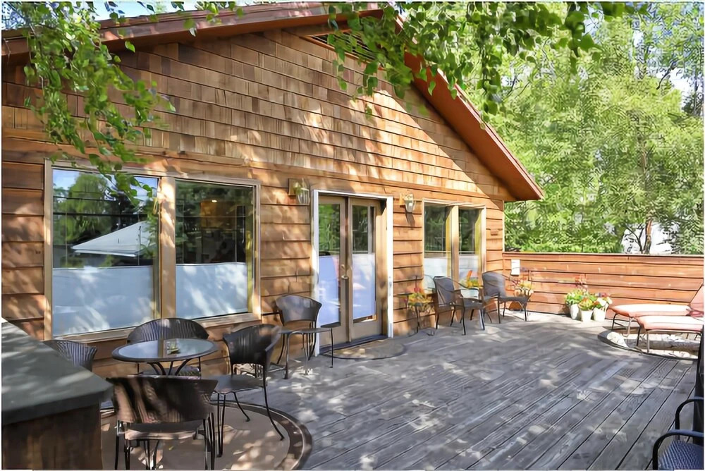 11th Avenue Bed and Breakfast