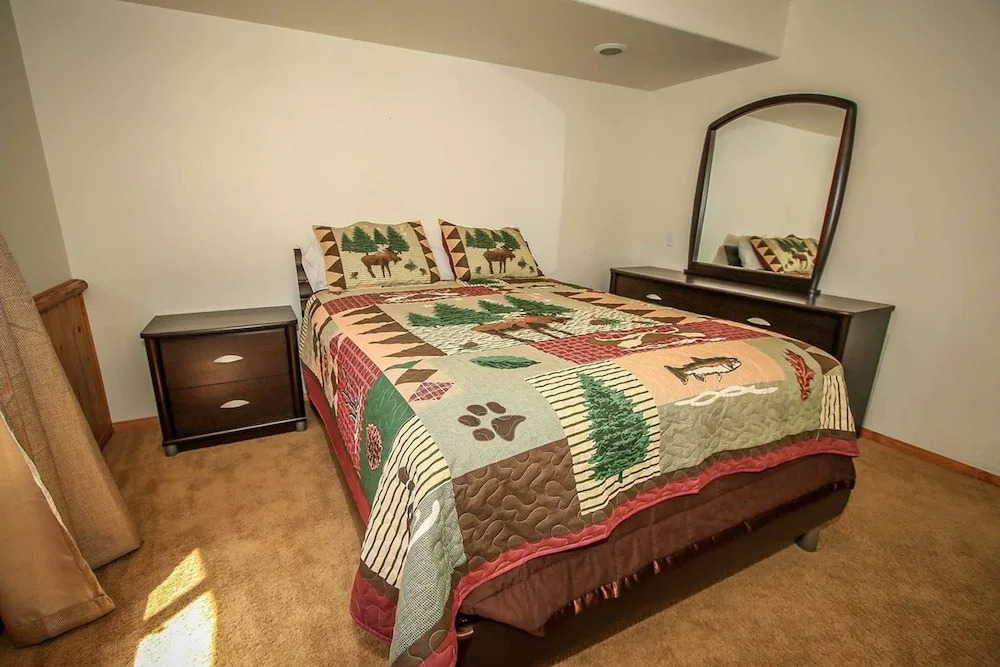 1603-golden Oak Views