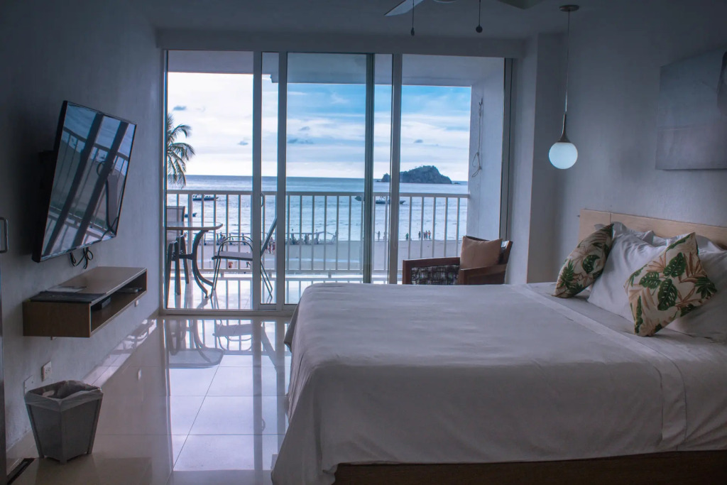 Tamaca Beach Resort
