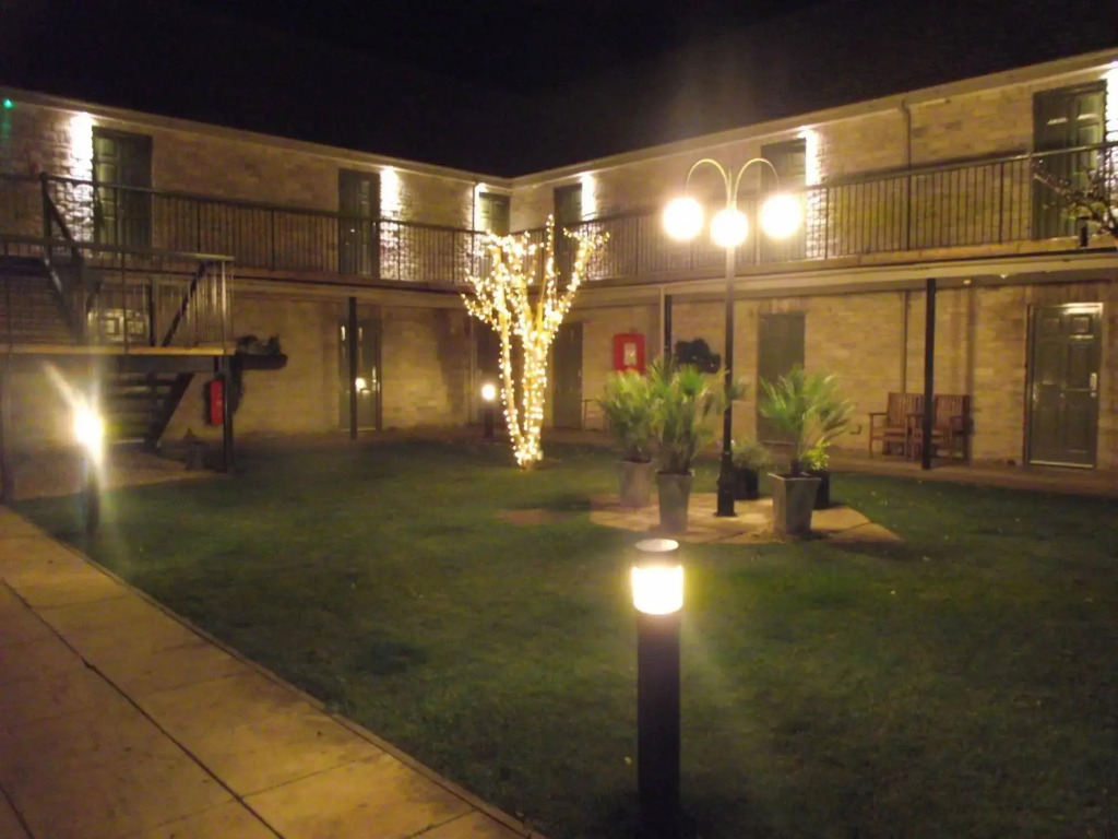 Sturdy`s Castle - Historic Coaching Inn near Blenheim Palace, Oxfordshire