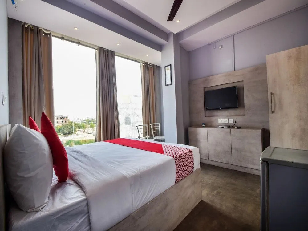 Hotel O Kanchan Residency