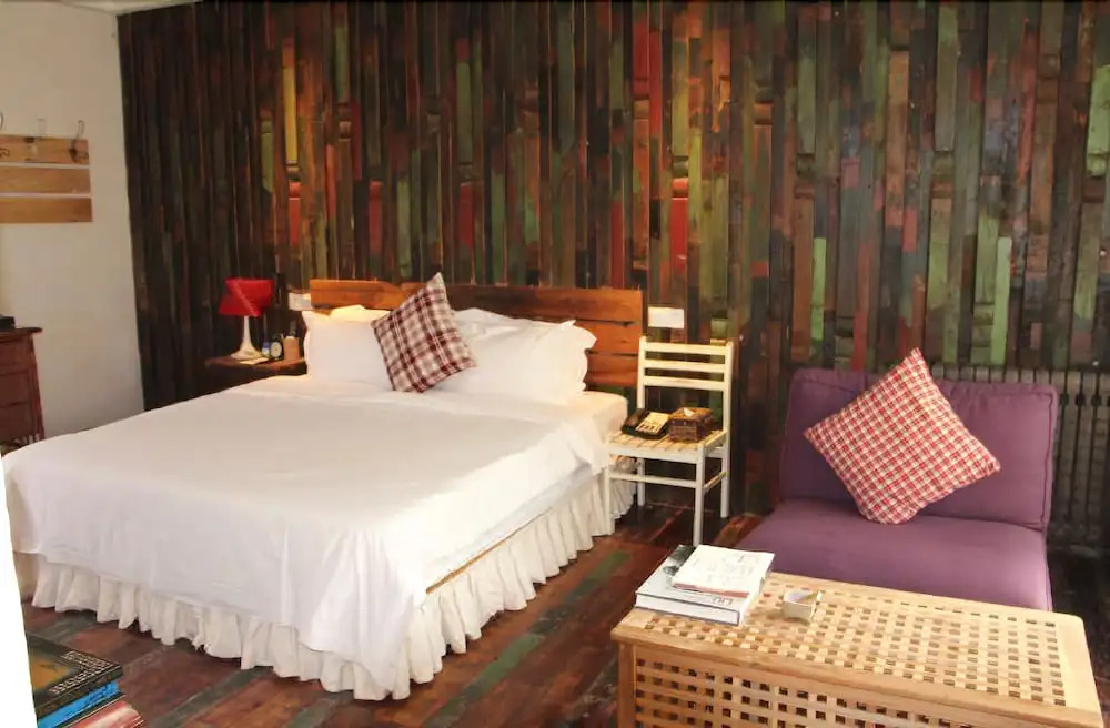 Zuoyouke Theme Hotel