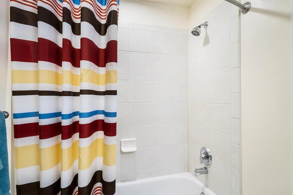 Alii Cove G3 Beautiful Ground Floor Unit With AC!