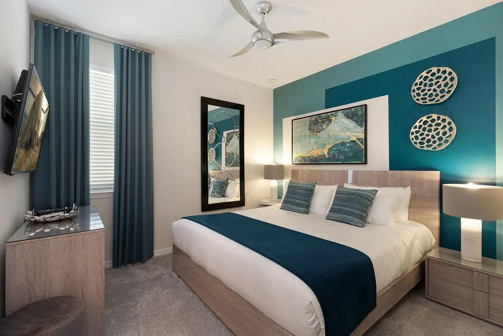 Solara Resort - Luxury 9 Bedroom Homes