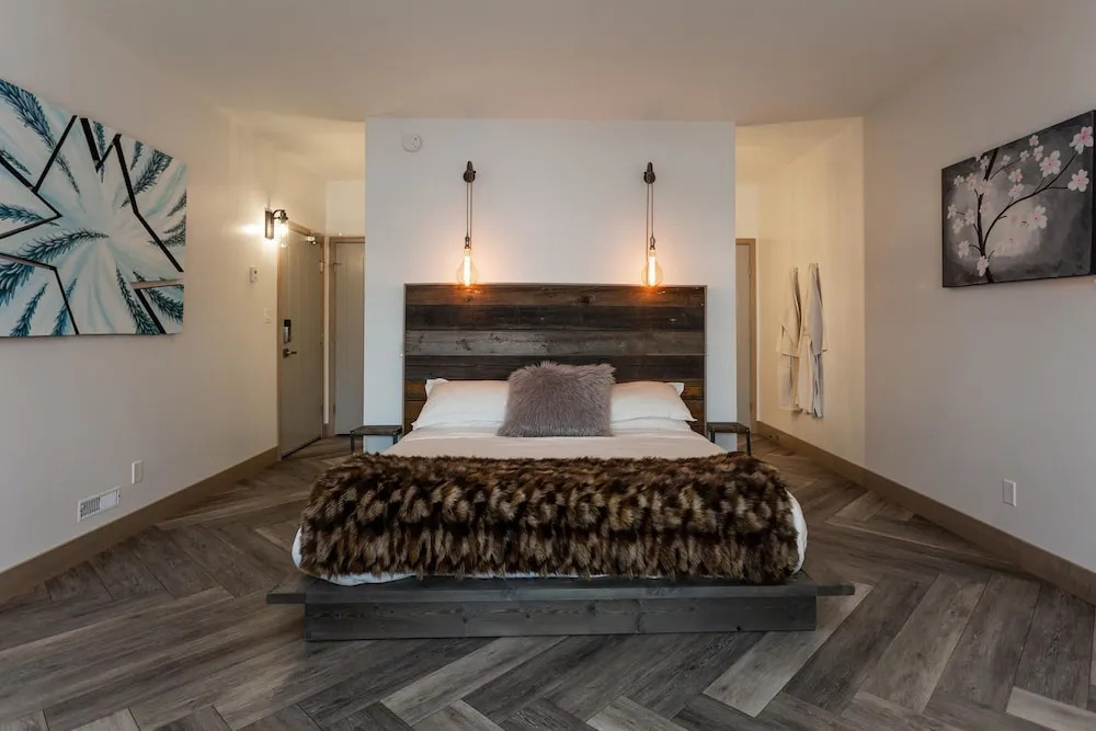 Blackstone B&B