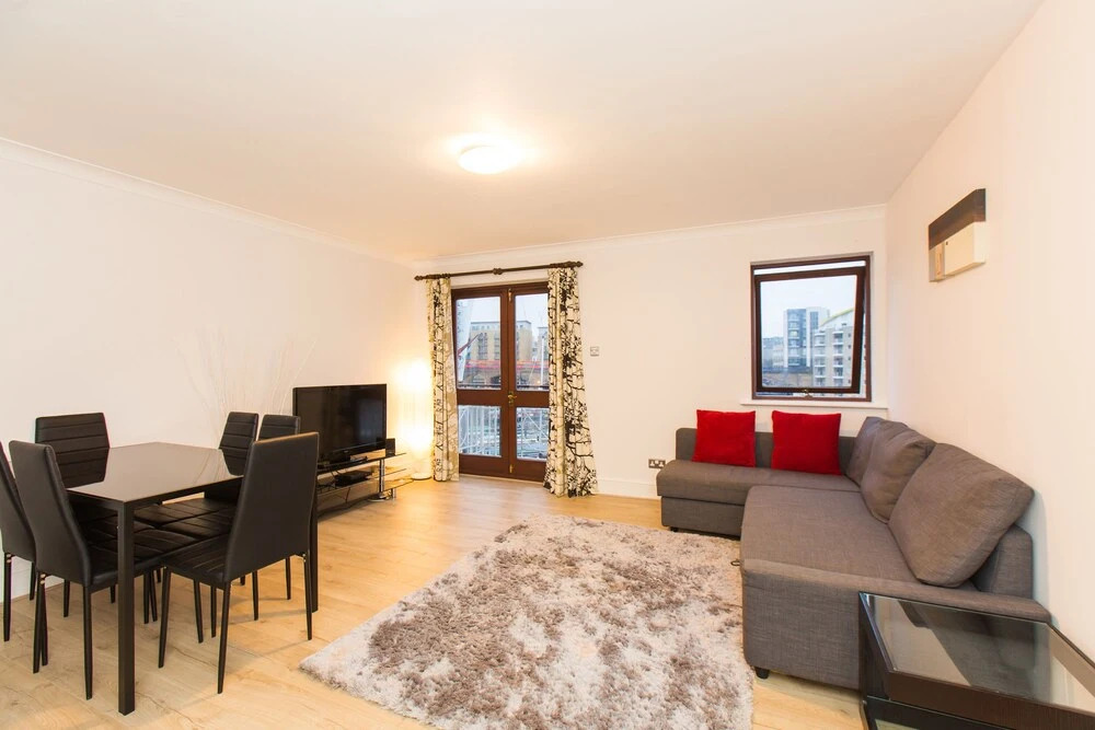 Three Bedroom Limehouse