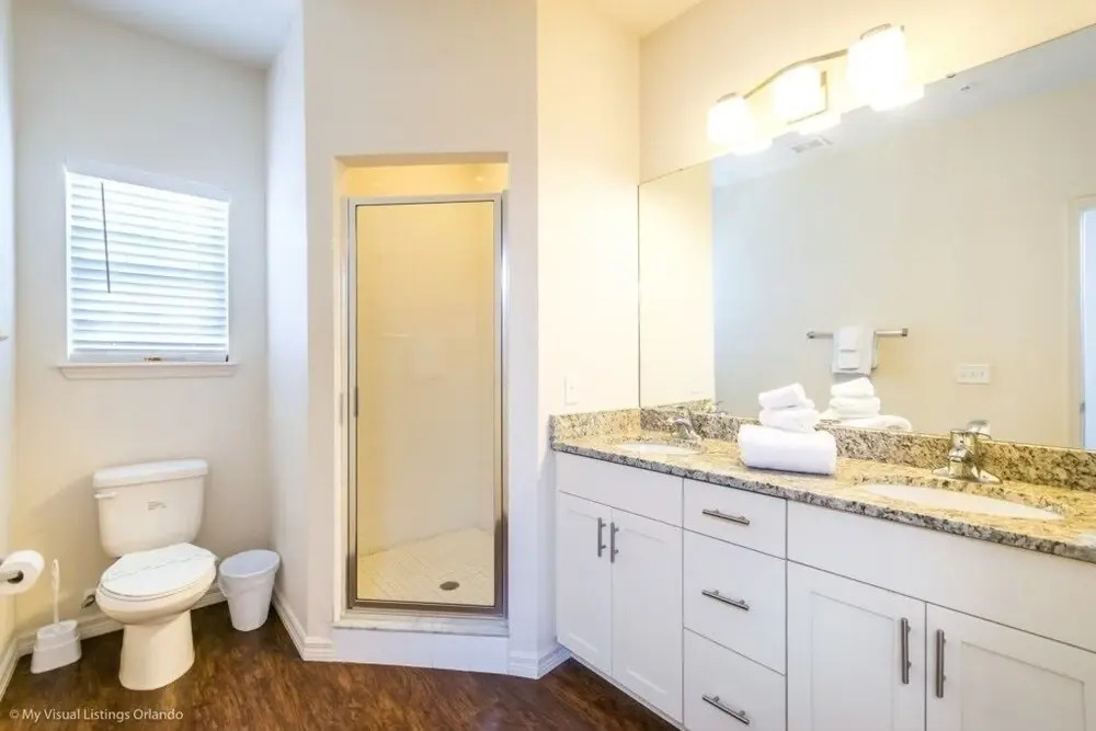 Lucaya Village Resort 4 Bedroom Townhome 4 Townhouse by Redawning