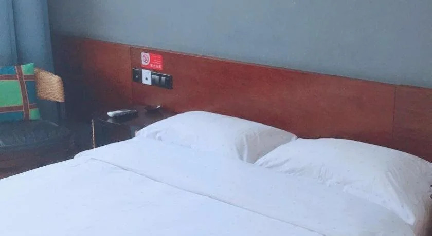 Hotel Eclair