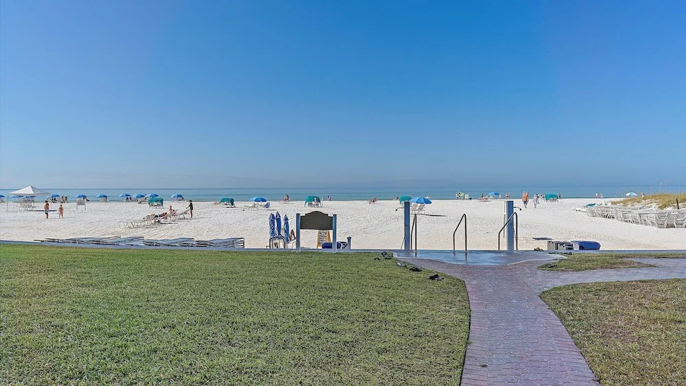 Crystal Sands On Siesta 2 Bedroom Condo by RedAwning