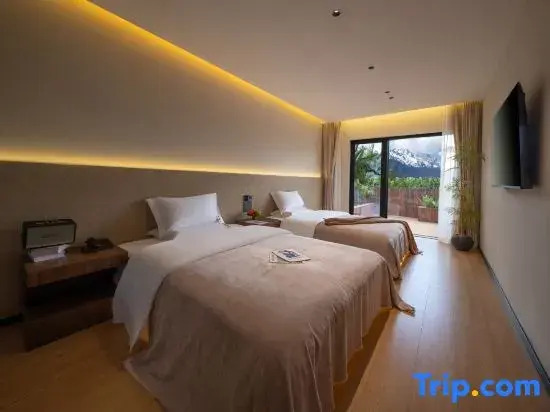 Lijiang Yunlai Snow Mountain Panoramic Resort Homestay