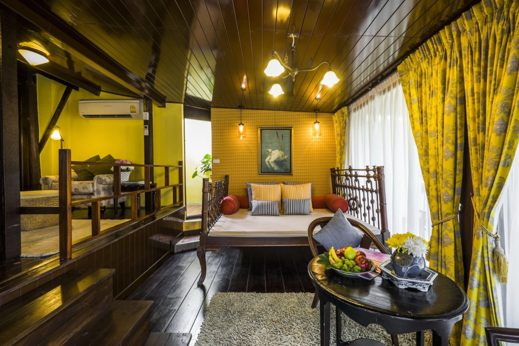 Zantiis Ndol Villas
