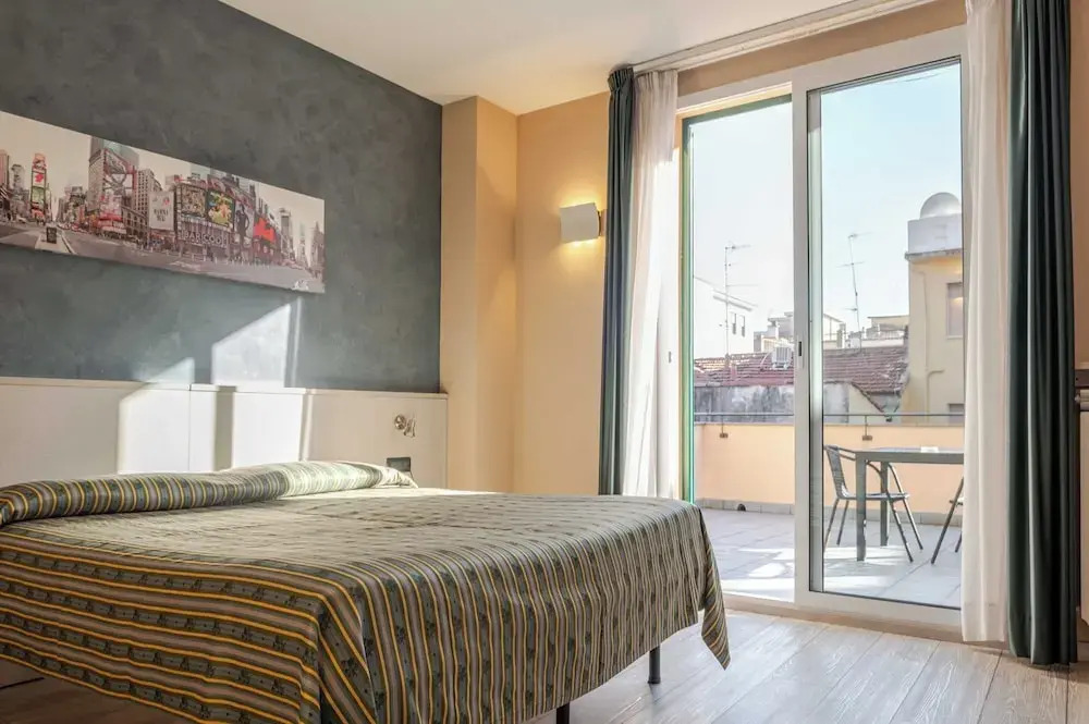Hotel 3 Comfort and Serenity Heart of Ventimiglia