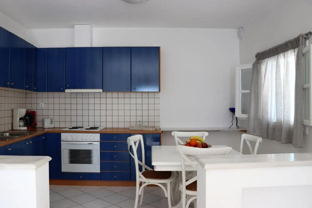 Grand Bleu Apartments & Villas